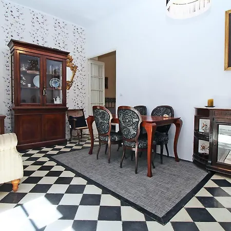 Del Parque Flats Plaza De La Merced Appartement